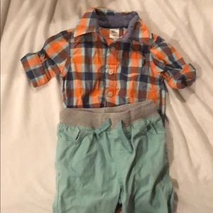 Baby b’gosh outfit size 9 months